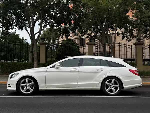 Mercedes-Benz CLS 2013