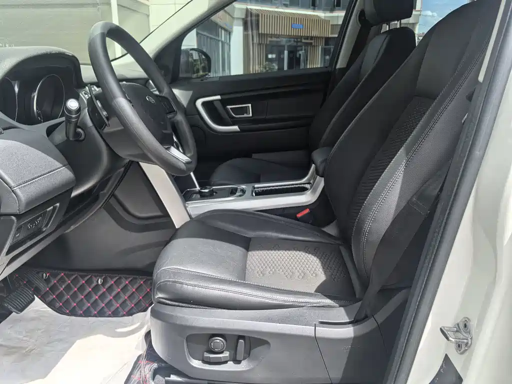 Land Rover Discovery Sport 2017 — фото 5
