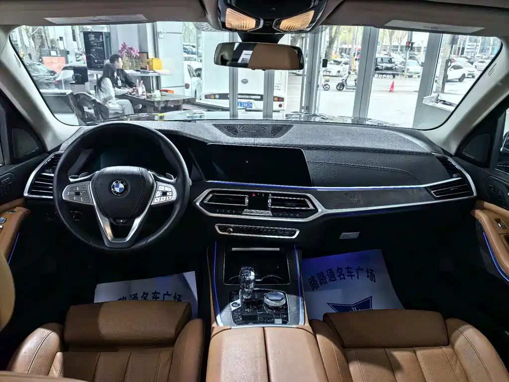 BMW X7 2020 — фото 7