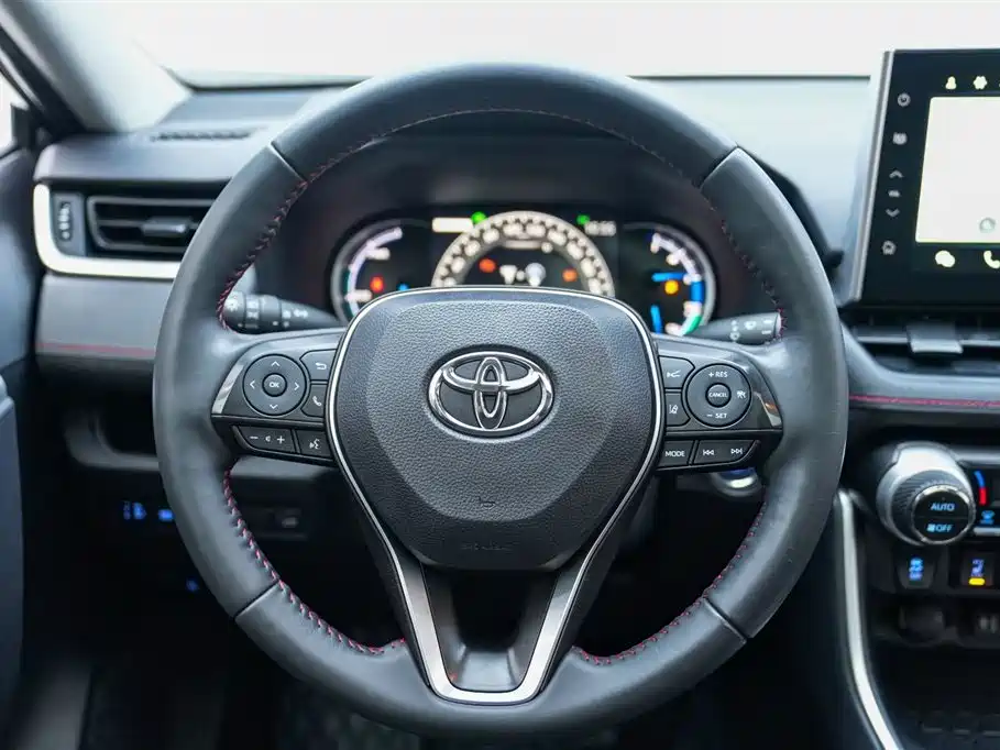 Toyota Wildlander New Energy 2022 — фото 11