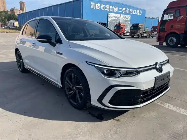 Volkswagen Golf 2023