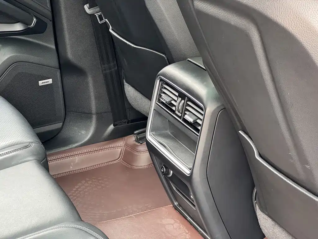Porsche Cayenne New Energy 2019 — фото 20