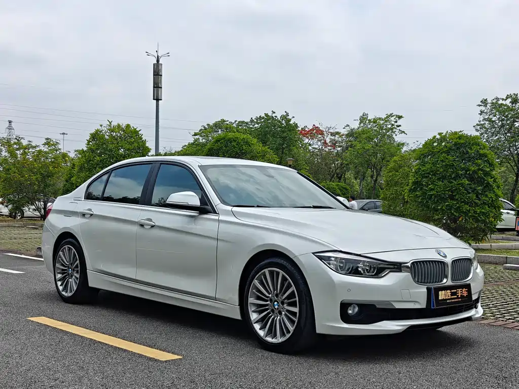 BMW 3 Series 2019 — фото 3