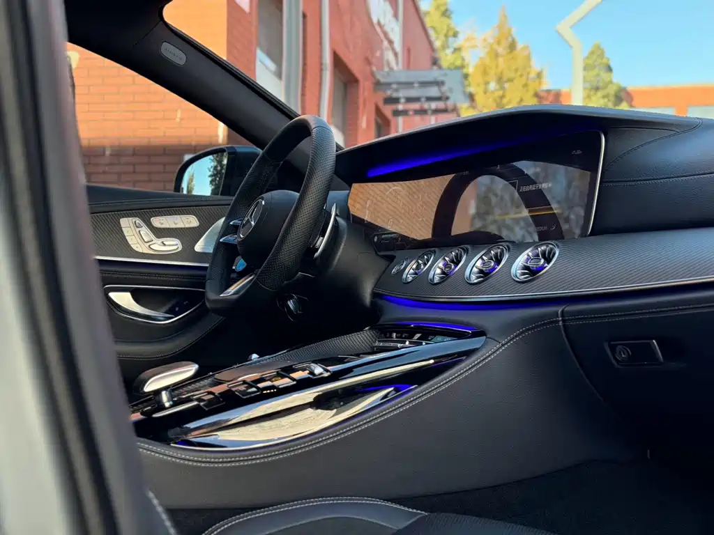 Mercedes-Benz AMG GT 2020 — фото 14