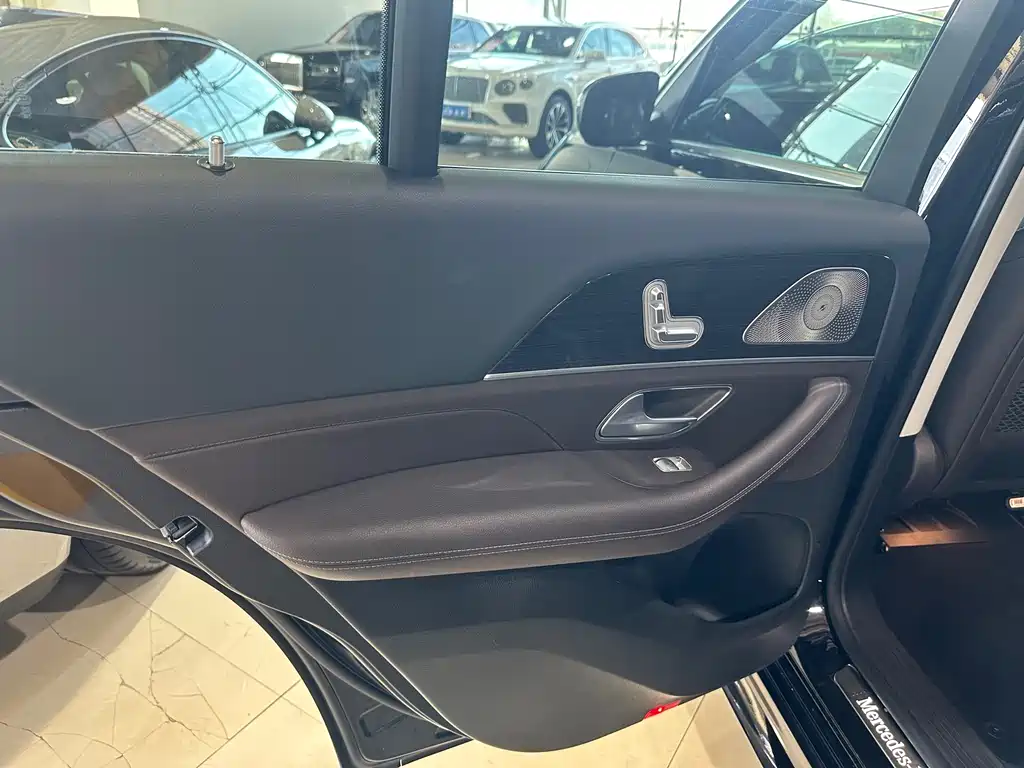 Mercedes-Benz GLE 2023 — фото 10