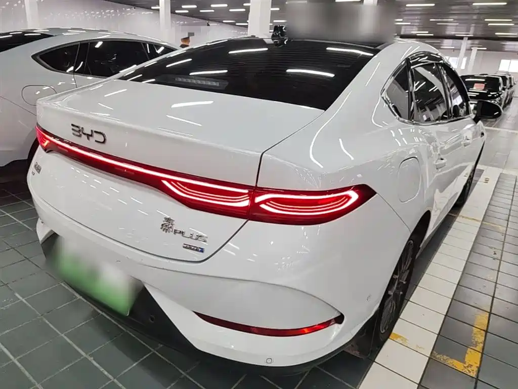 BYD Qin PLUS 2025 — фото 7