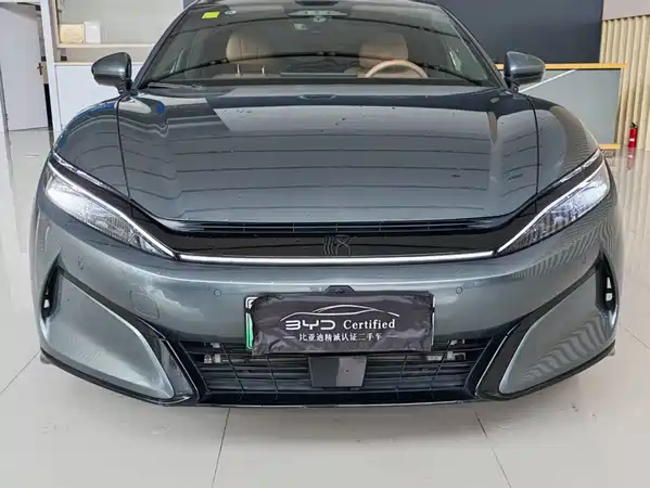 BYD Han L 2025