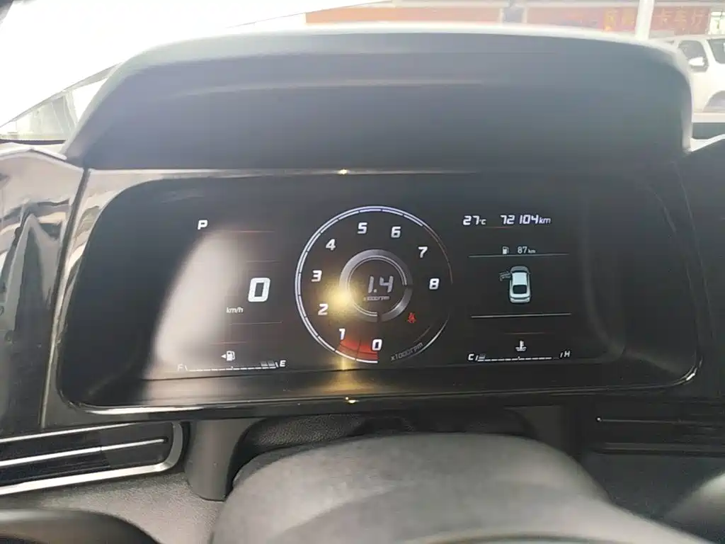 Hyundai Elantra 2021 — фото 12