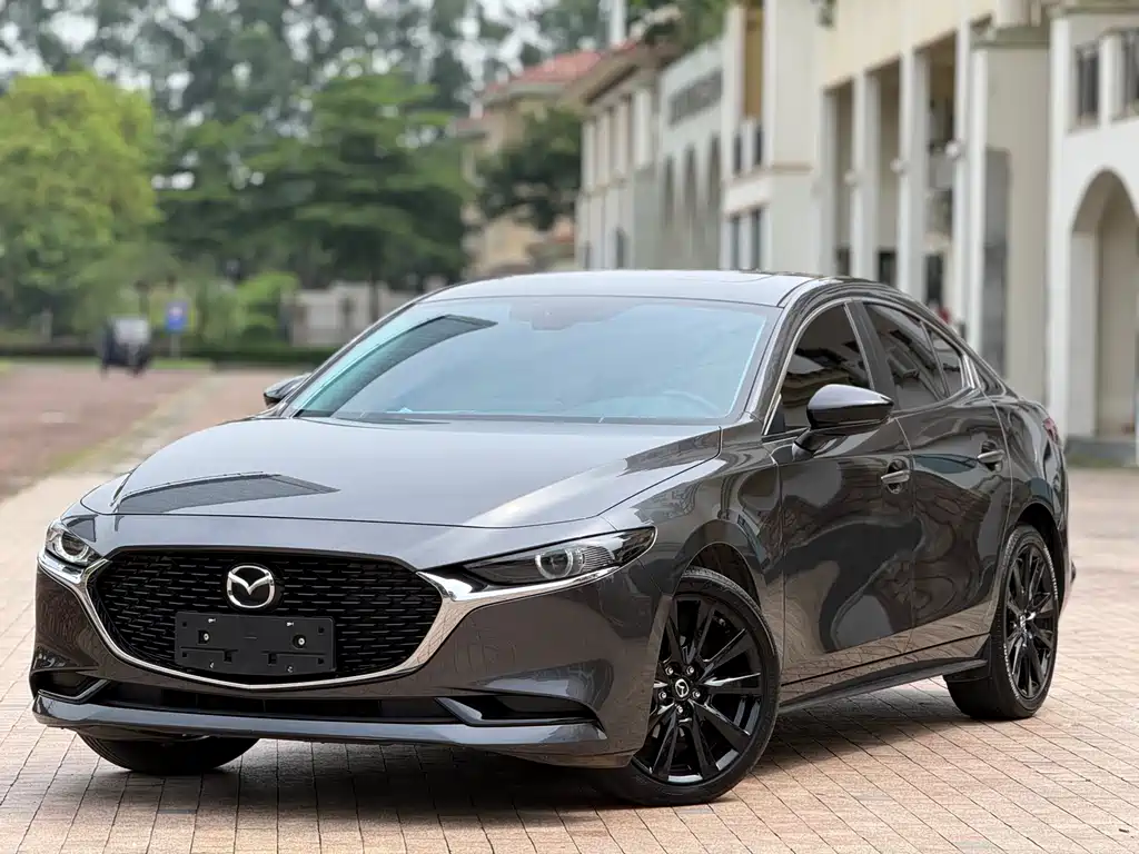 Mazda 3 Axela 2024