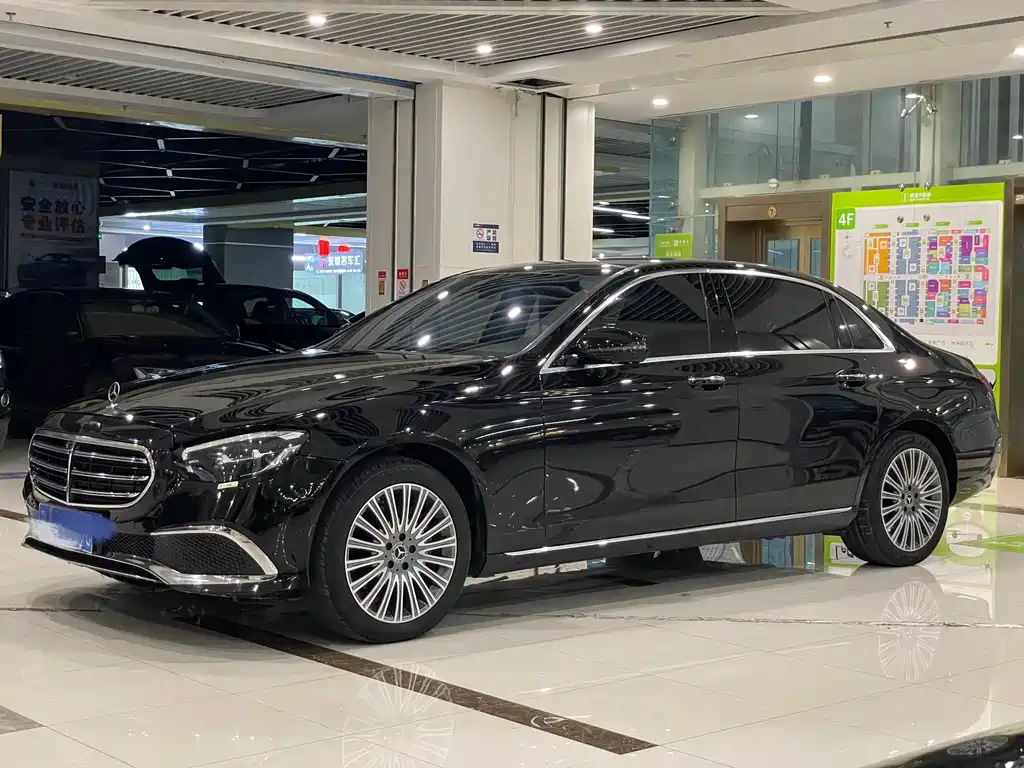 Mercedes-Benz E-Class 2021