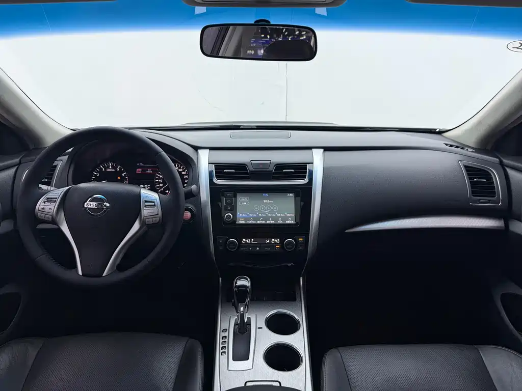 Nissan Teana 2017 — фото 12