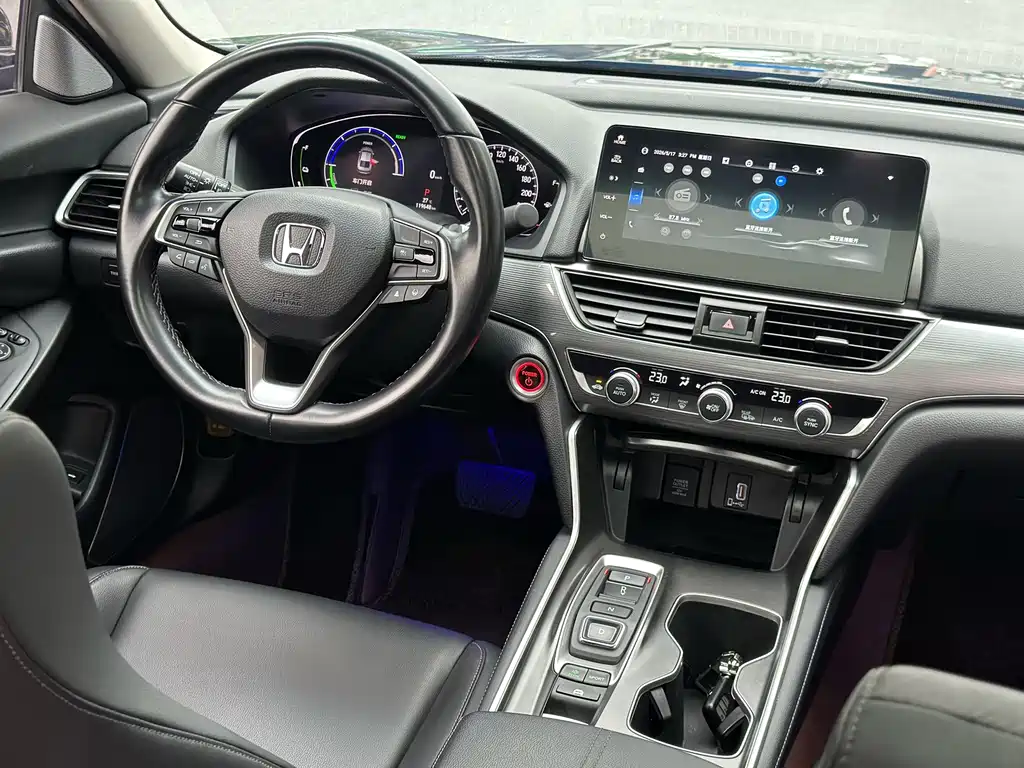 Honda Accord 2022 — фото 17