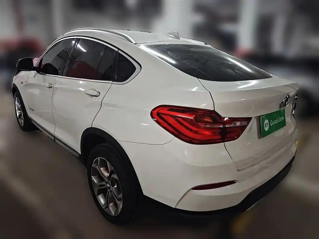 BMW X4 2016 — фото 25