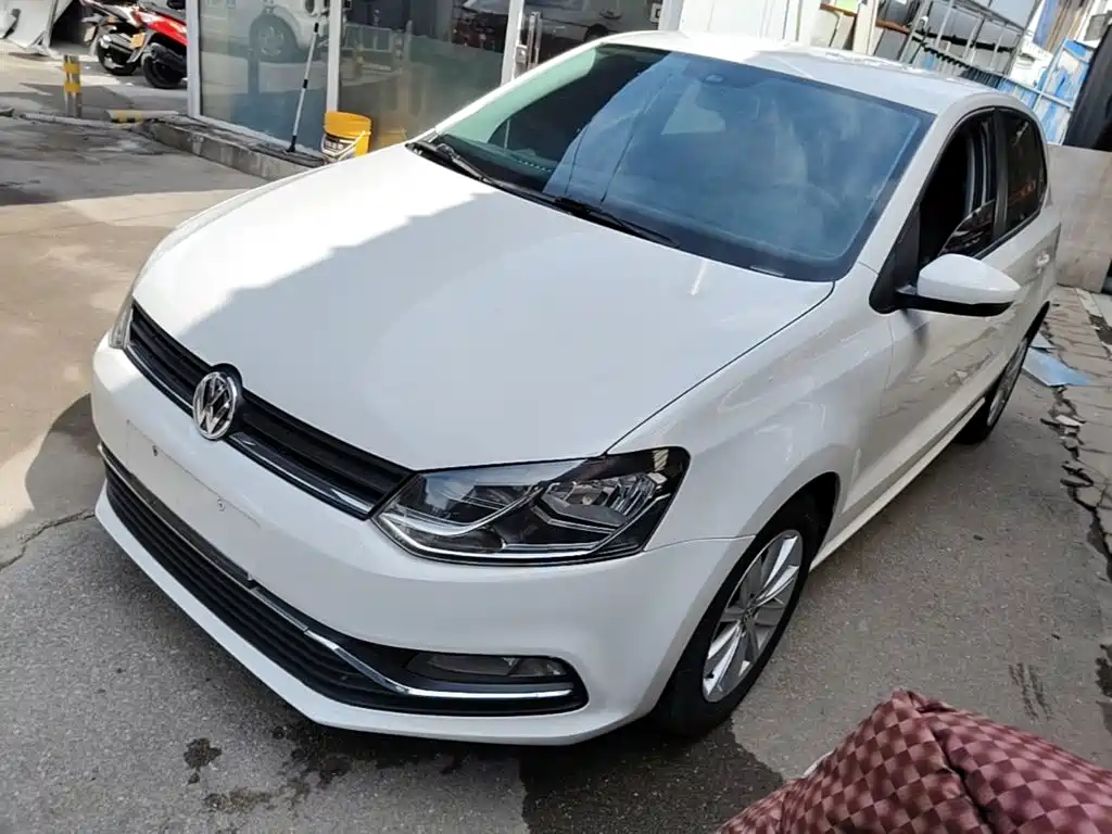 Volkswagen Polo 2015