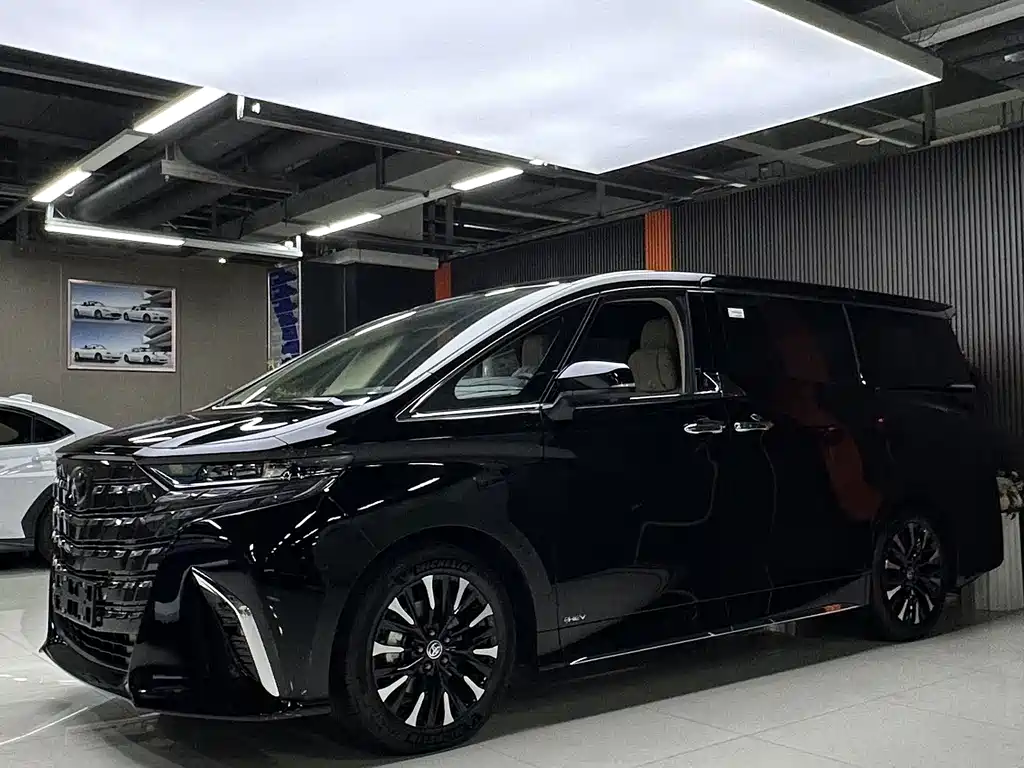 Toyota Alphard 2024 — фото 5