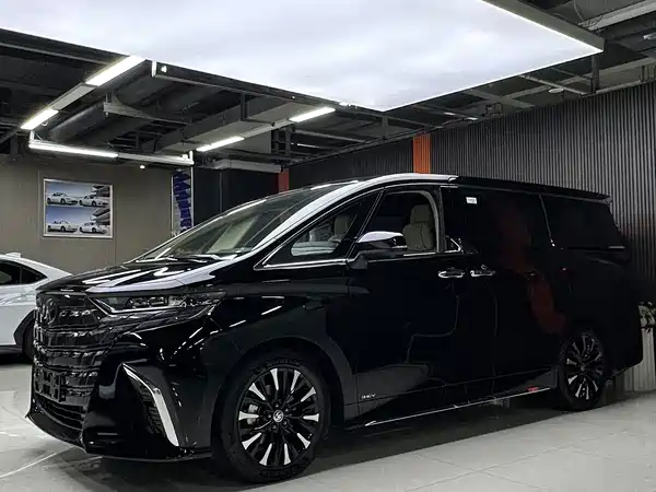Toyota Alphard 2024