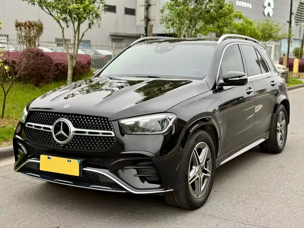 Mercedes-Benz GLE 2024 — фото 1