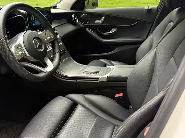 Mercedes-Benz C-Class 2021