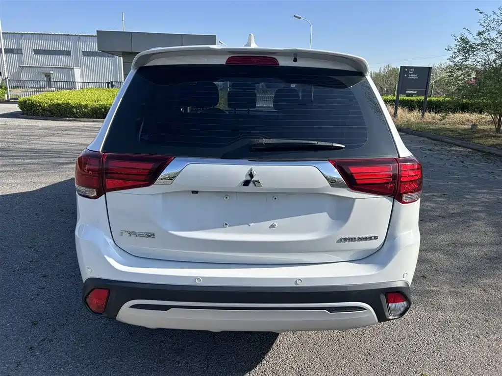 Mitsubishi Outlander 2019