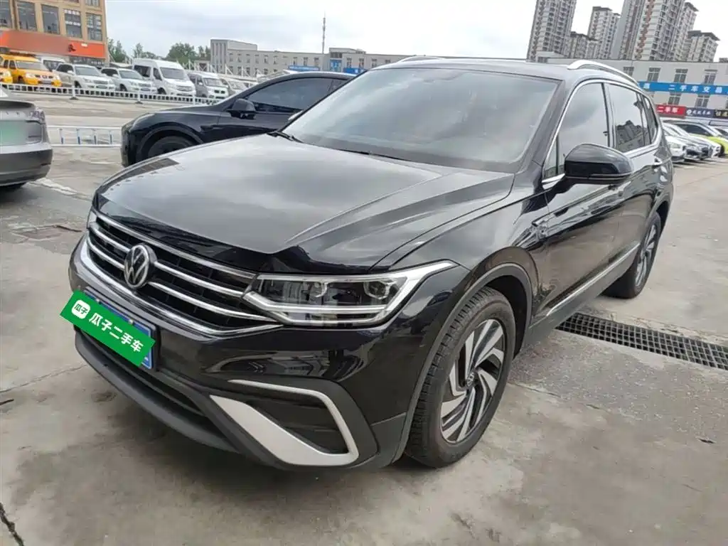 Volkswagen Tiguan L 2023