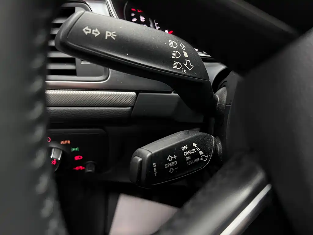 Audi A6L 2018 — фото 34