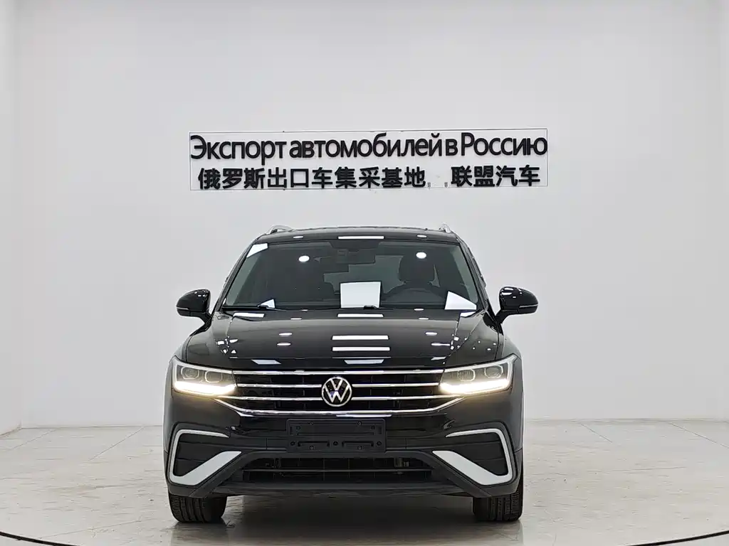 Volkswagen Tiguan L 2023 — фото 2