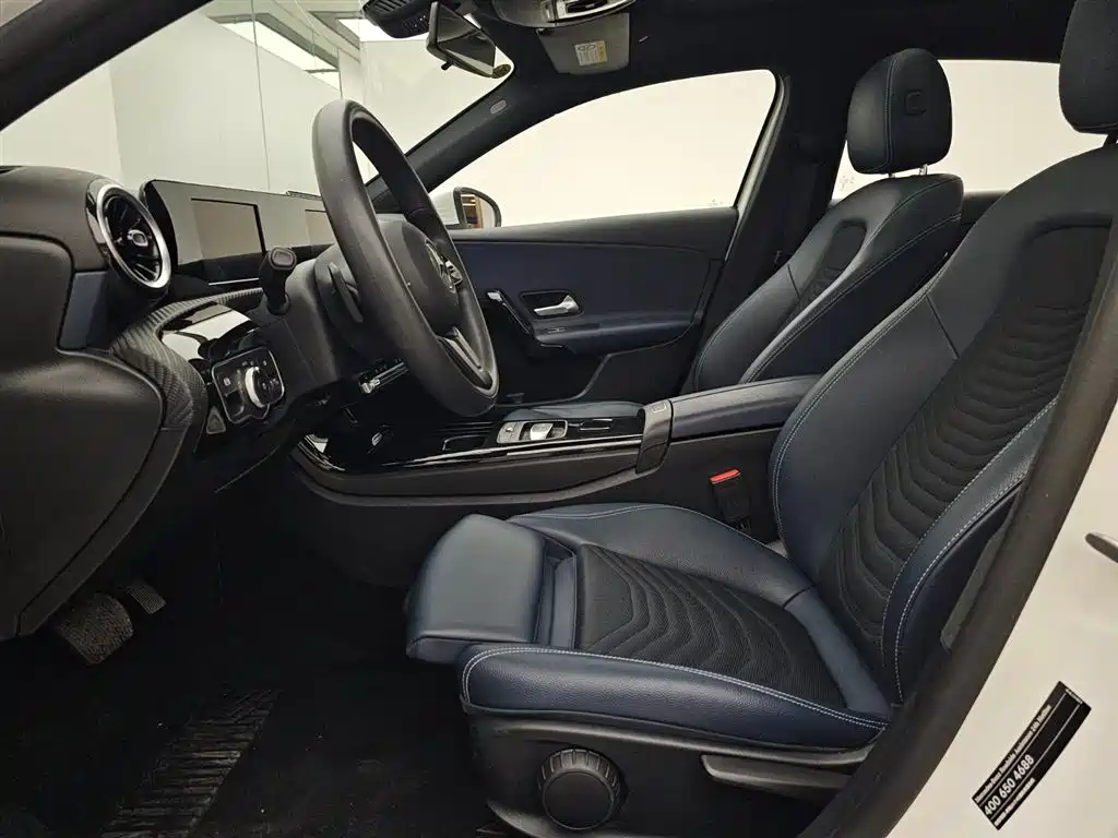 Mercedes-Benz A-Class 2021 — фото 4