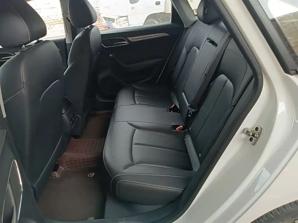 Roewe i6 Classic 2021 — фото 17