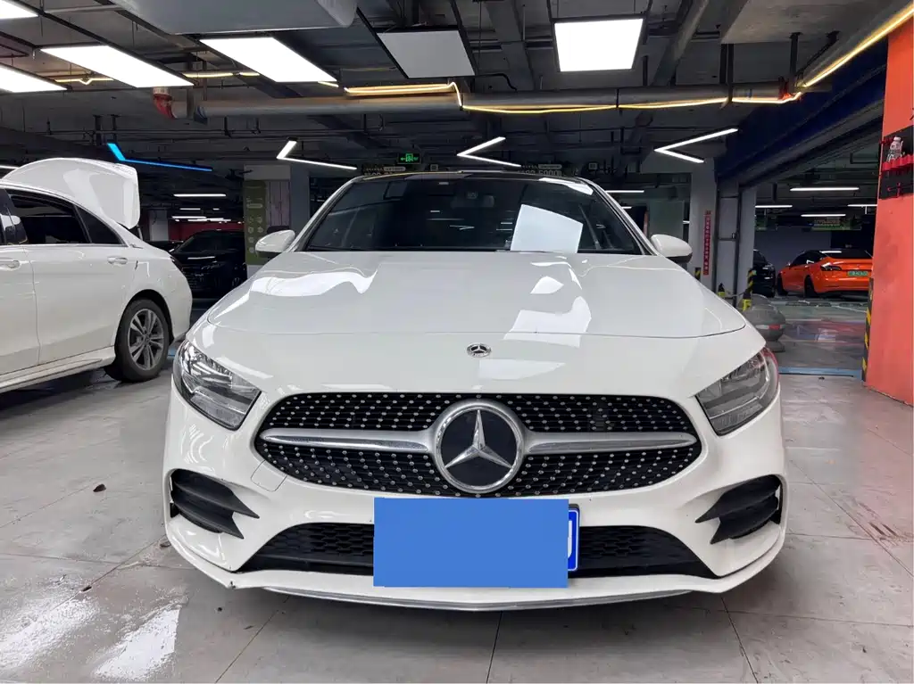Mercedes-Benz A-Class 2022 — фото 2