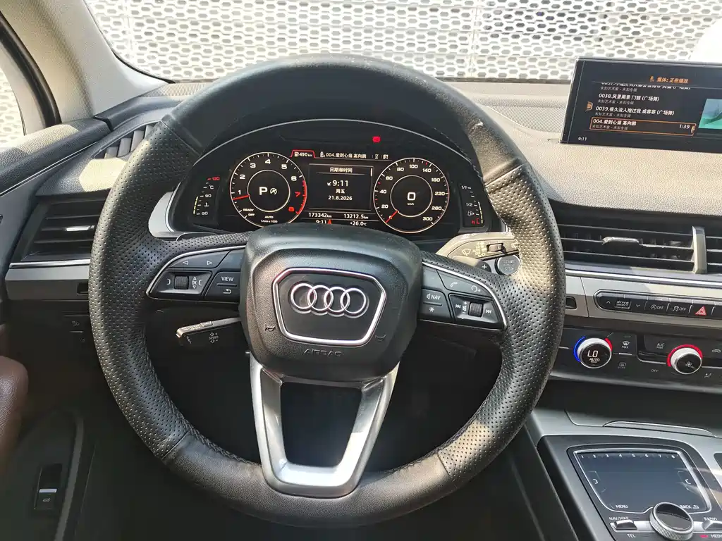 Audi Q7 2017 — фото 14