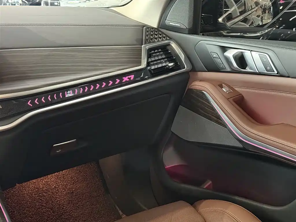 BMW X7 2026 — фото 20