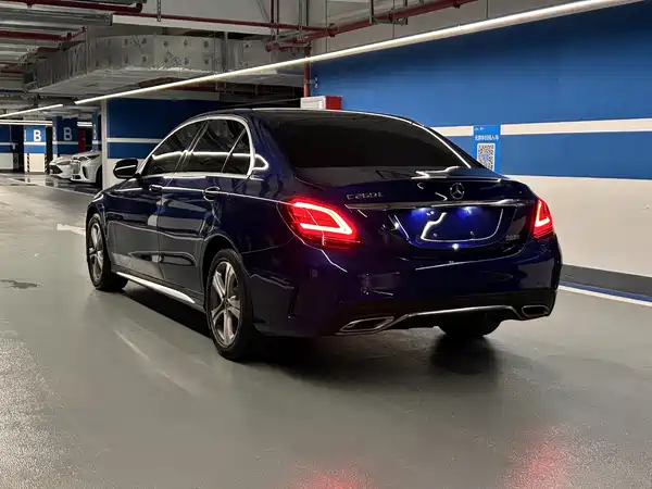 Mercedes-Benz C-Class 2019