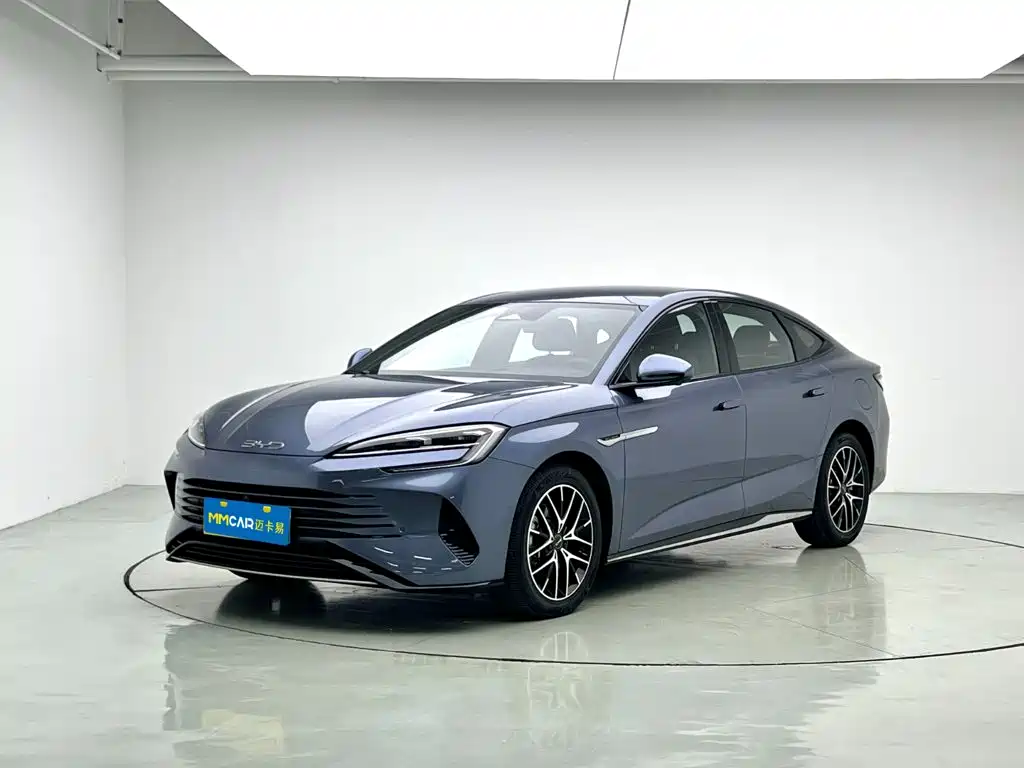 BYD Seal 07 DM-i 2024 — фото 1