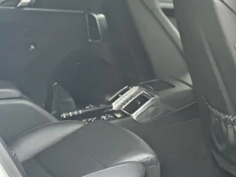 Porsche Panamera 2015 — фото 17