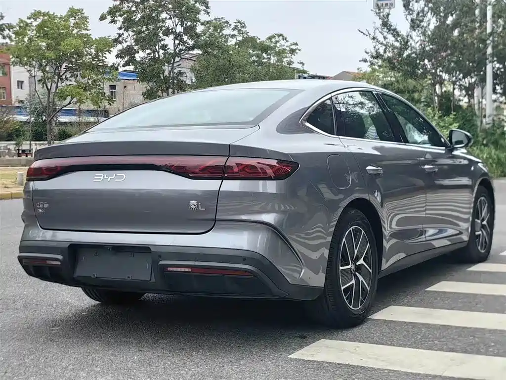 BYD Qin L 2024 — фото 8