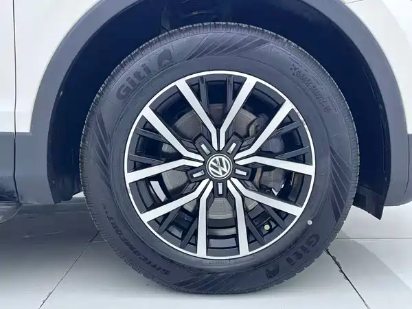 Volkswagen Tiguan L 2018