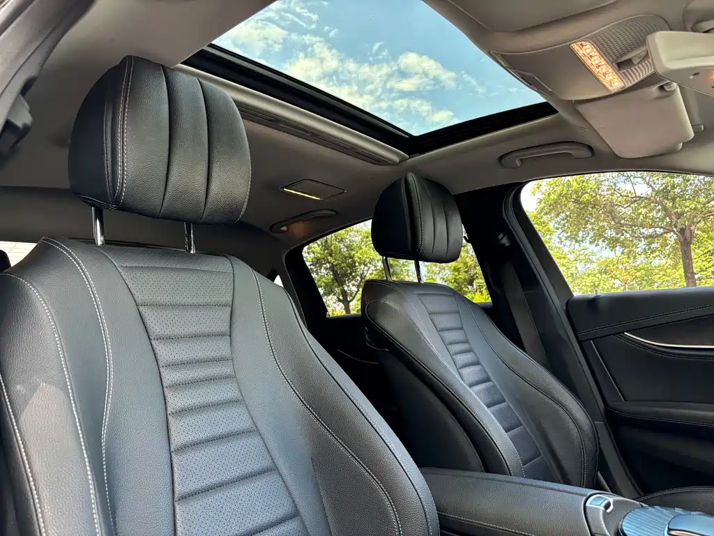 Mercedes-Benz E-Class 2019 — фото 12