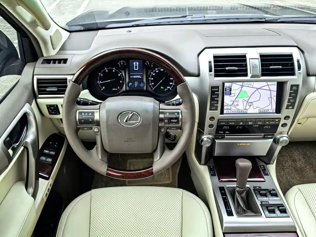 Lexus GX 2012 — фото 18