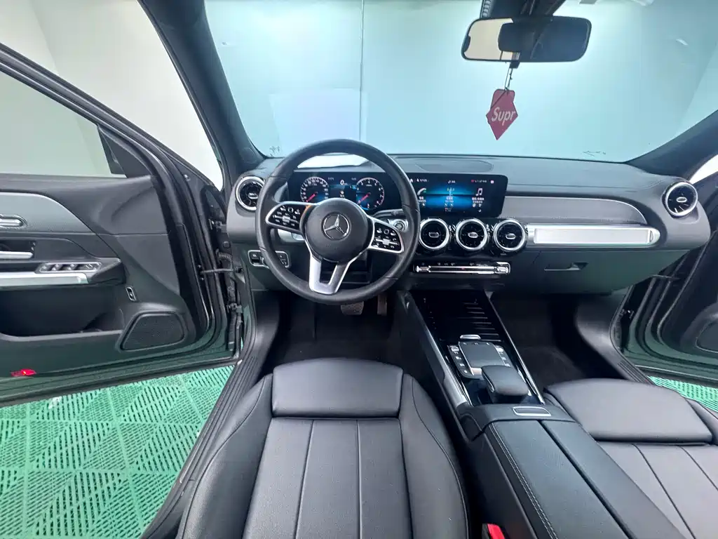 Mercedes-Benz GLB 2021 — фото 19