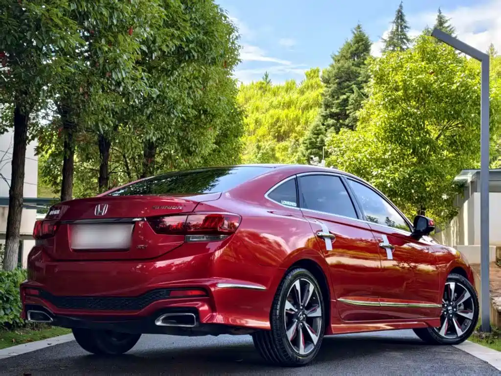 Honda Spirior 2015 — фото 24