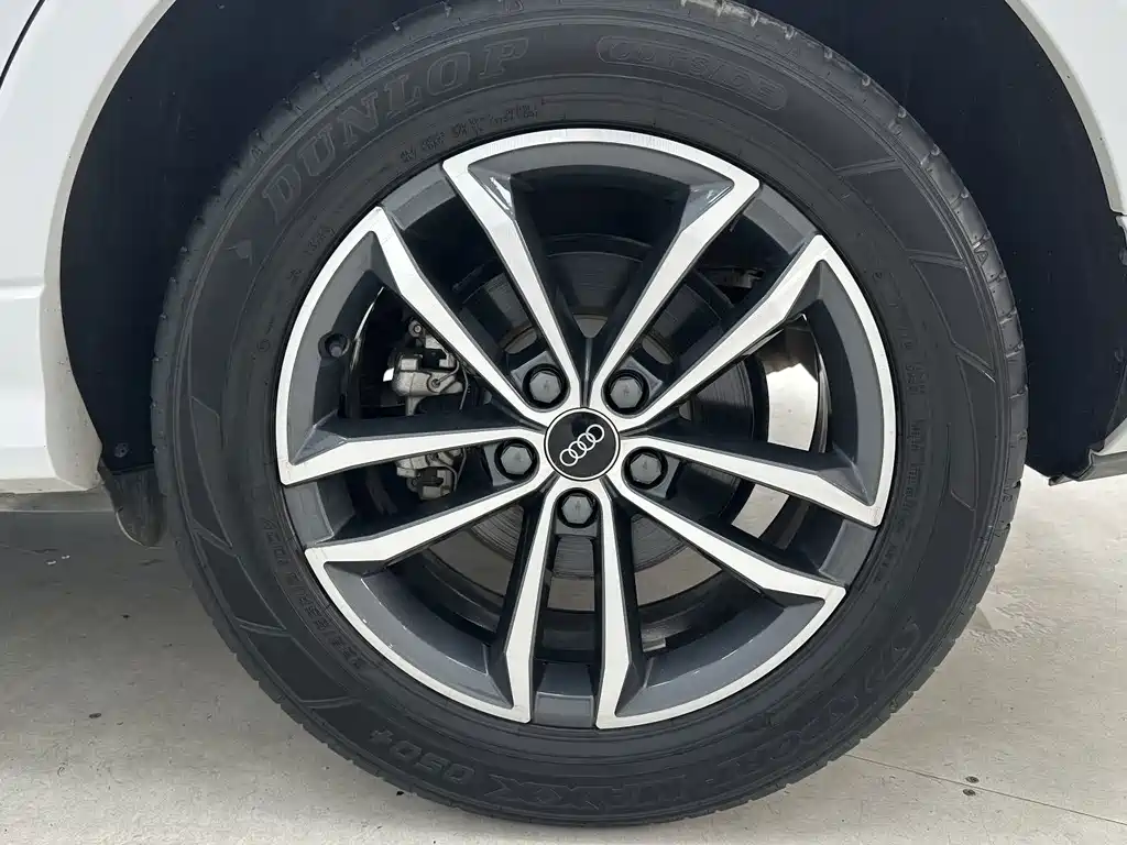 Audi Q3 2022 — фото 17