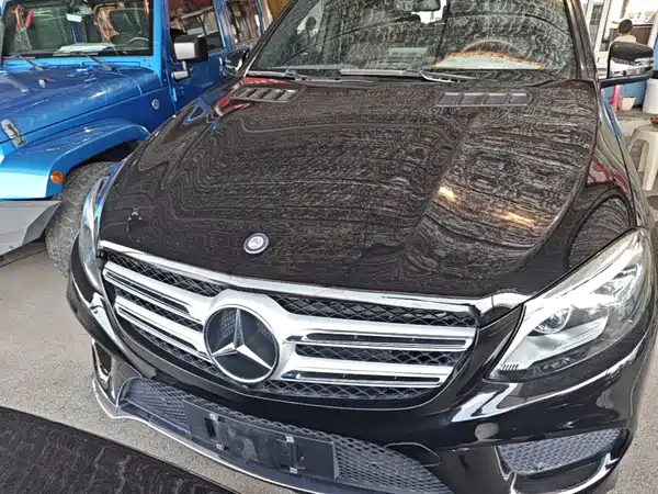 Mercedes-Benz GLE 2016