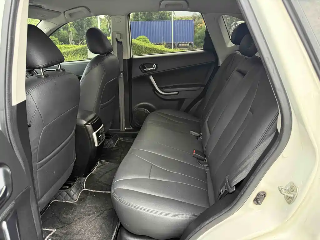 GAC Motor Trumpchi GS5 2014 — фото 4