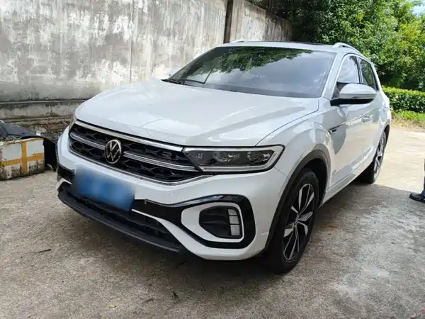 Volkswagen T-Roc 2024