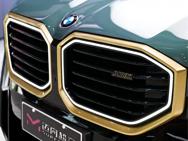 BMW XM 2024