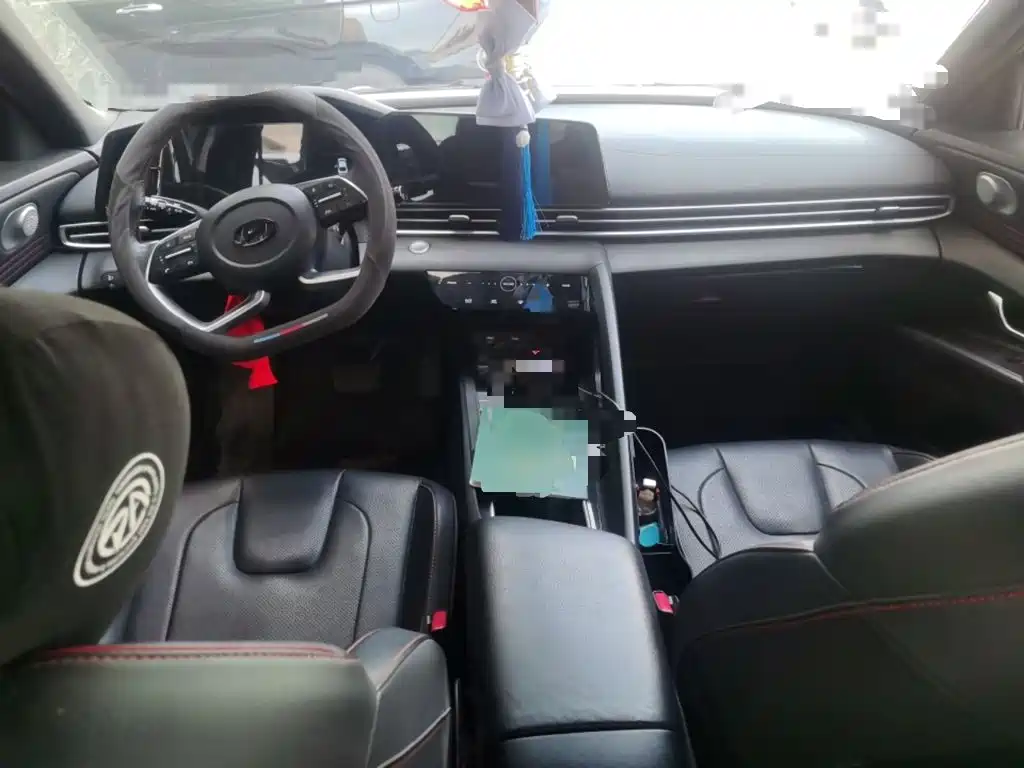 Hyundai Elantra 2022