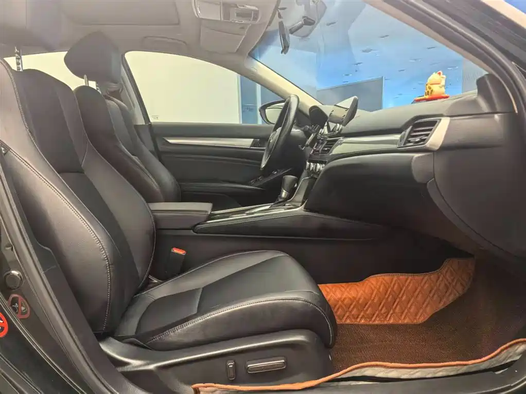 Honda Accord 2021 — фото 11