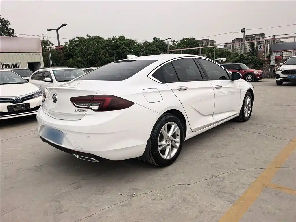Buick Regal 2021 — фото 13