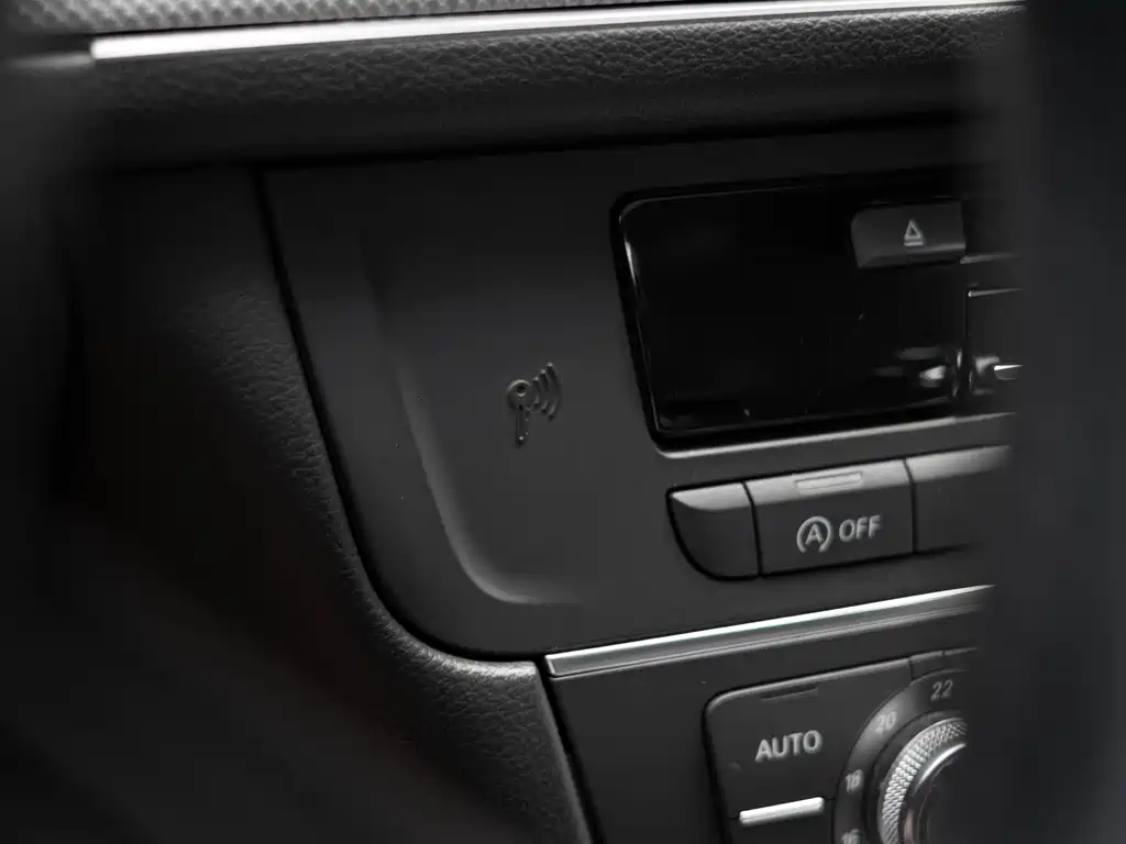 Audi A6L 2014 — фото 29