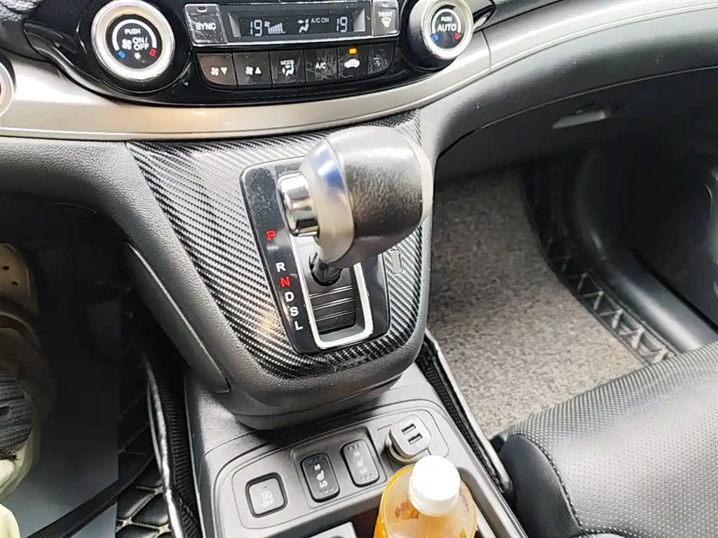 Honda CR-V 2015 — фото 14